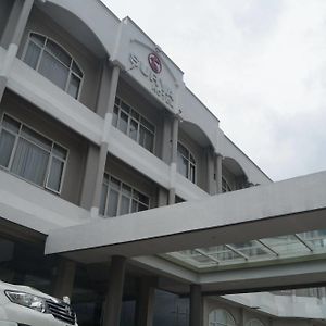 Surya Hotel